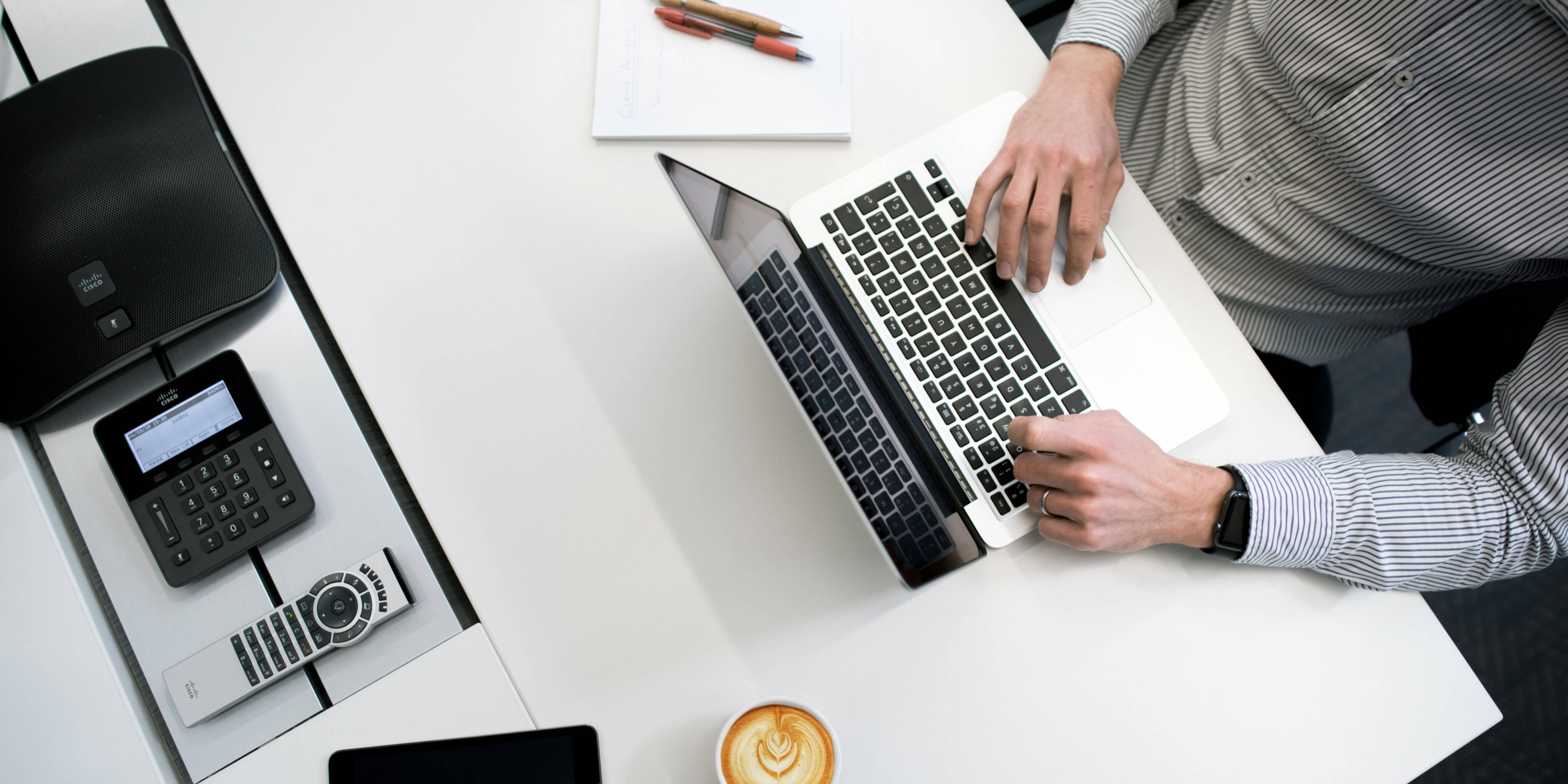 What is an employee growth calculator and why use it?